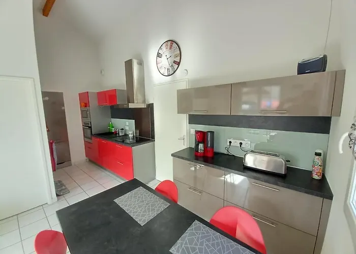 度假居 Maison A 150m De La Avec Piscine, Jardin Et Wifi - - Fr-1-231-251 *